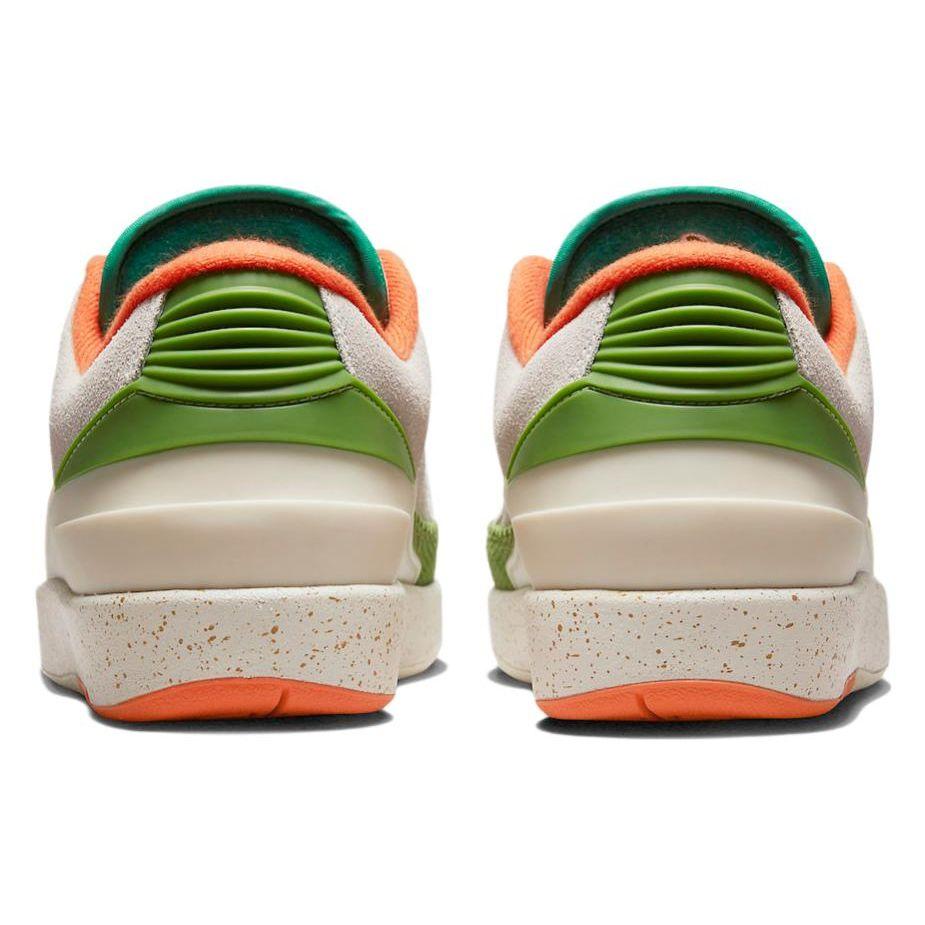 Titan x Air Jordan 2 Retro Low Scarpe da Ginnastica da Donna Panna Vela Arancione Sicurezza DV6206-183