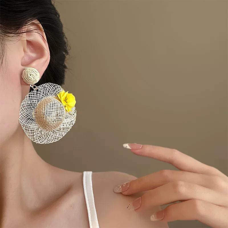 Bohemian Knitted Hat Stud Earrings: Niche Beach Style with a Fairy Fashion Touch