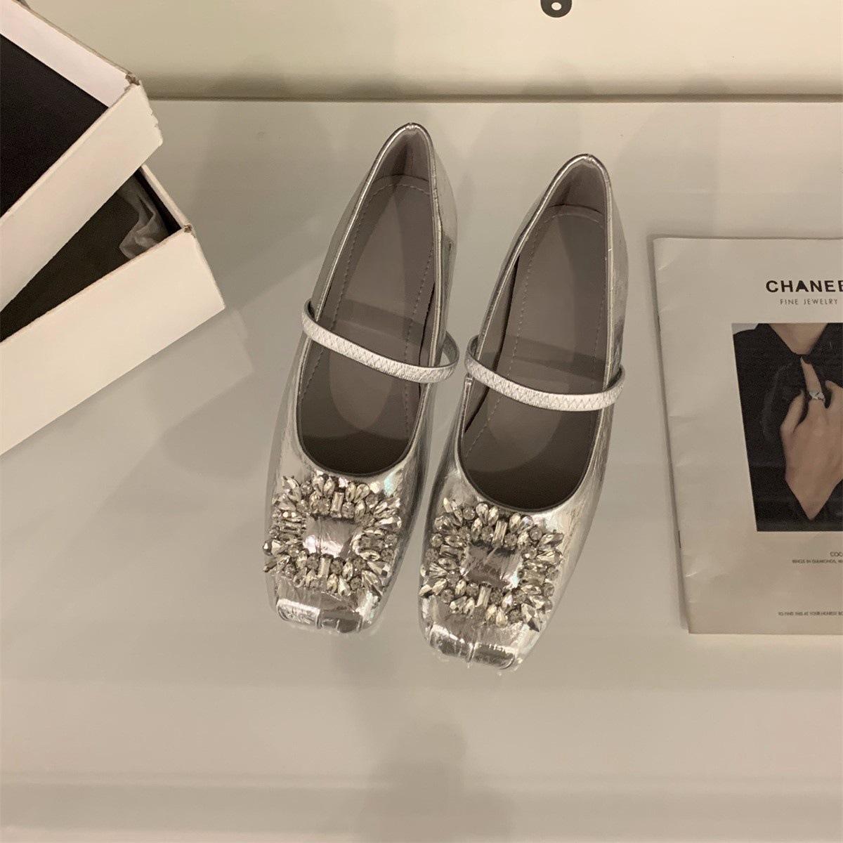 

Fashion Women s Flat Shoes 2025 Spring/Summer Mary Jane Square Toe Anti Slip Elegant Banquet Crystal Rhinestone Women s Fashion Shoes 40