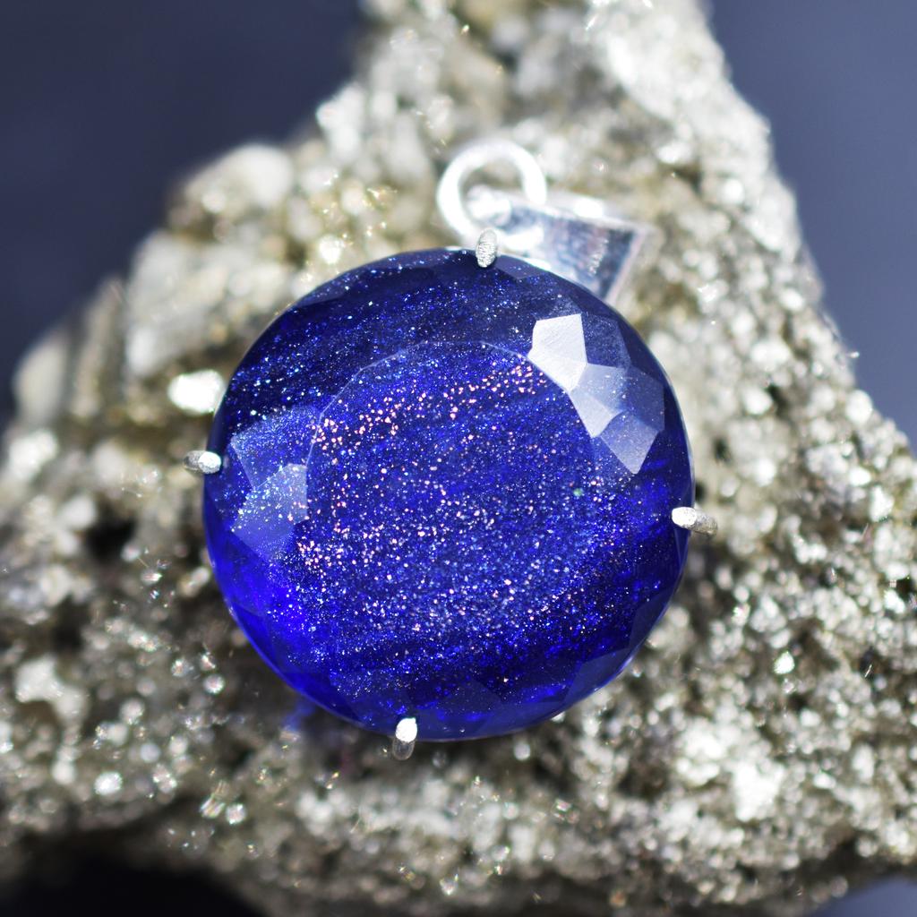 Certified 94.85 Ct Natural Blue Sandstone Pendant 925 Sterling Silver Gemstone my-352-k