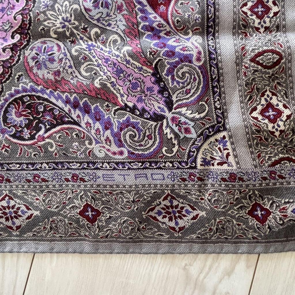 Used ETRO scarf green purple pink beige paisley pattern paisley made in Italy