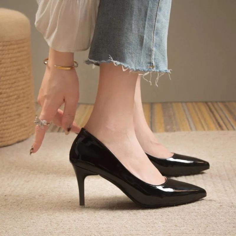

Patent Leather Fine Heel Single Shoes Temperament Fashion Pointed Toe Shallow Mouth Slip-on High Heels 33