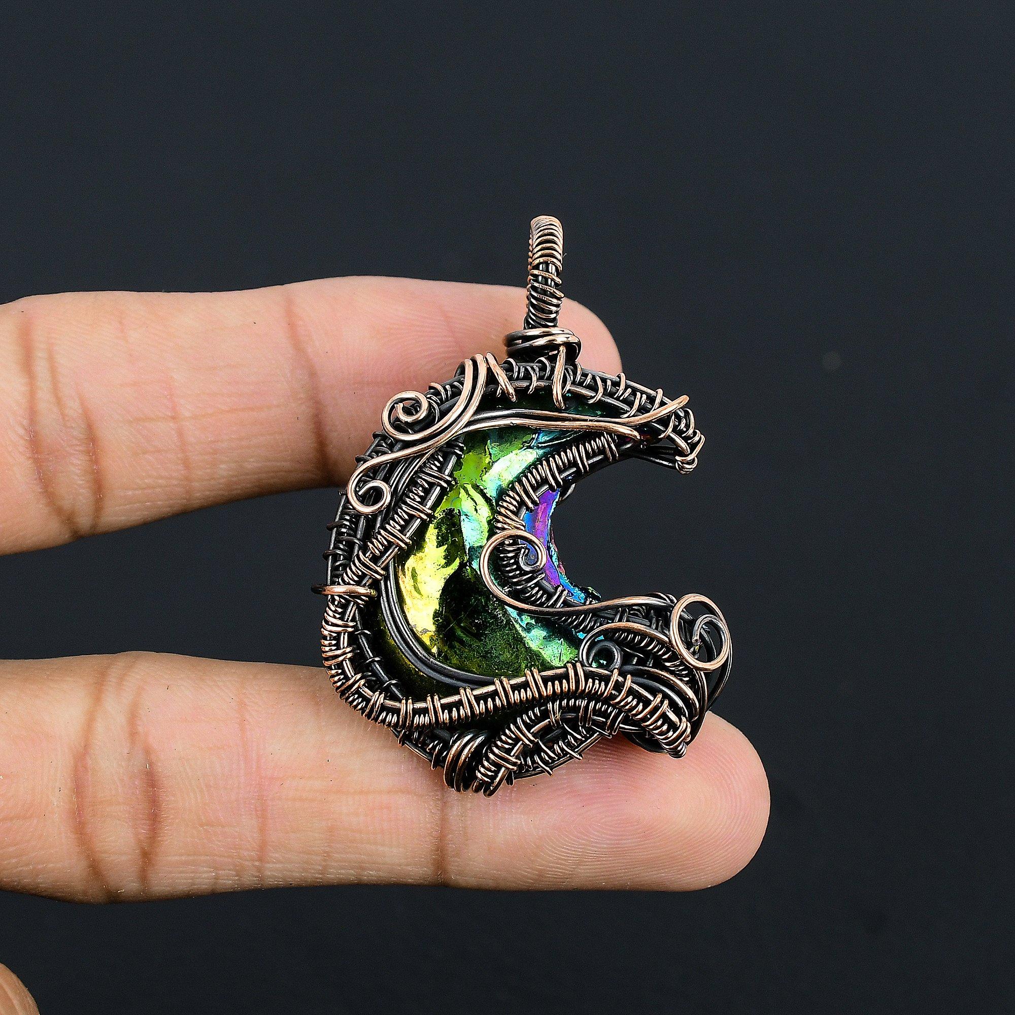 

Кулон Ракушка Аура Павлина, Ювелирные изделия с драгоценными камнями, Кулон ручной работы, обернутый медной проволокой 999 пробы, Ювелирные изделия новейшего дизайна 2.55 Inches