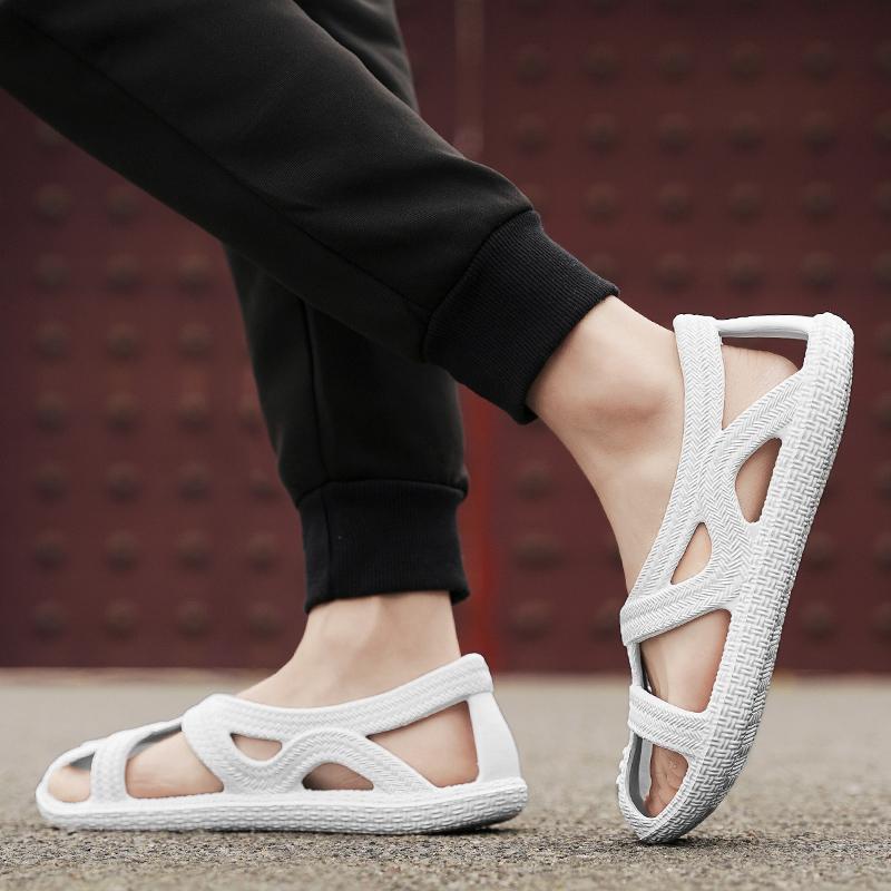 Sommermotetrend Ensfarget Utendørs Sandaler Strandsko Fritidssko Hullsko Latesko
