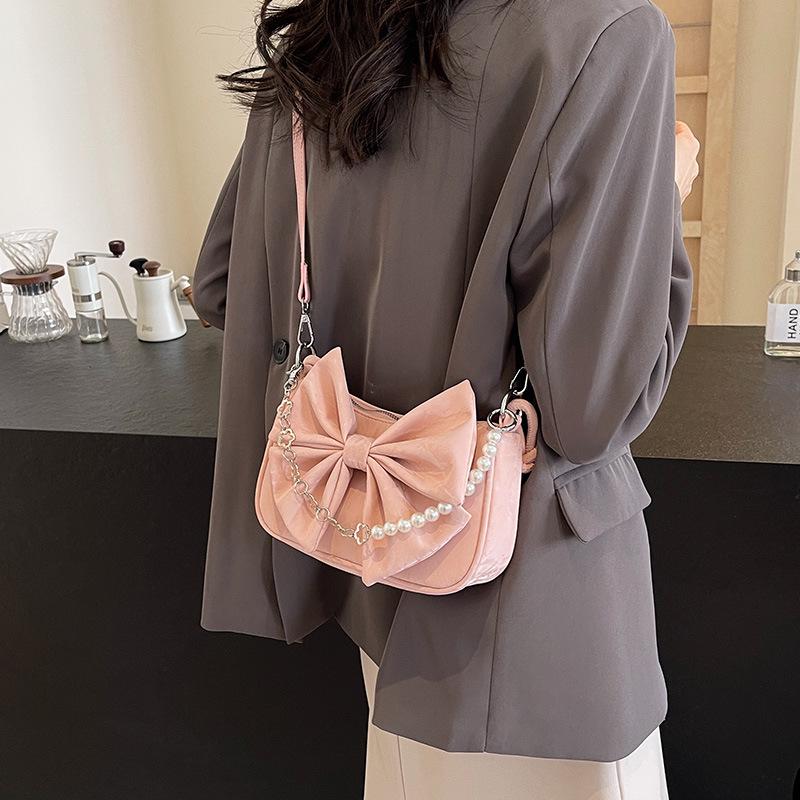 2024 Trendig Handväska med Rosett och Hjärta - Trendig Högkvalitativ Axelväska med Kedja