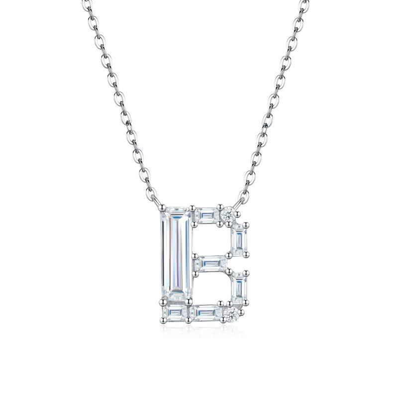 Fashion Luxury Letter Necklace Fade-resistant Moissanite Clavicle Chain Womens Daily Wear