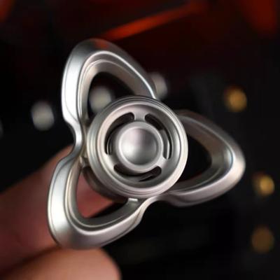 Trendige & Scherzartikel – Fidget-Spinner