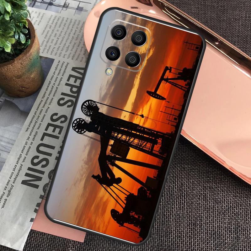 

Drilling Oilfield At Sunset For Samsung Galaxy M34 M54 M14 M53 M33 M13 M12 M32 M52 M20 M15 M55 M21 M51 M30s M31s Case Samsung M21
