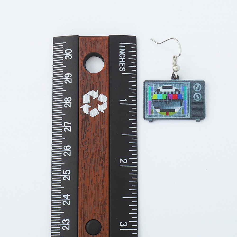 Vintage akrylowe kolczyki telewizyjne z kreatywnym, spersonalizowanym projektem