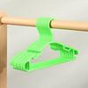 Plastic Hanger With Groove Design Suitable For Daily Home And Storage Clothing