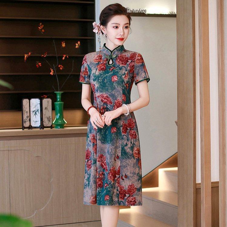 

Retro Print Slimming Cheongsam Dress - Short-Sleeved Summer Style for Women 6XL (155-170 lbs)