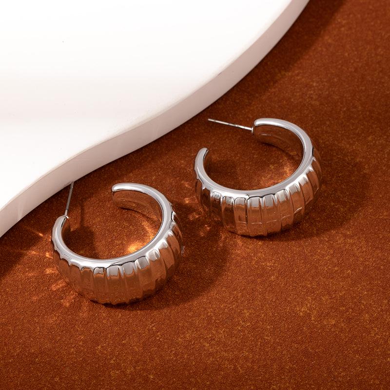 Exaggerated Floral Petal Earrings: Multi-layered Niche Design with a European & American Style