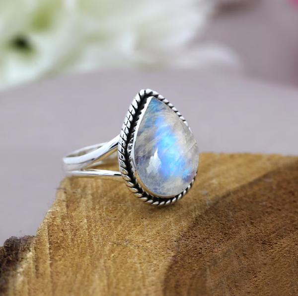 

Oval Moonstone Ring for Women – Sterling Silver Healing Gemstone Jewelry moonstone ring 11 срібний