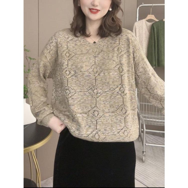 Women's Hollow V-neck Long Sleeve Knitted TopSpring Women's Fashionable and Versatile Style Small Shirt