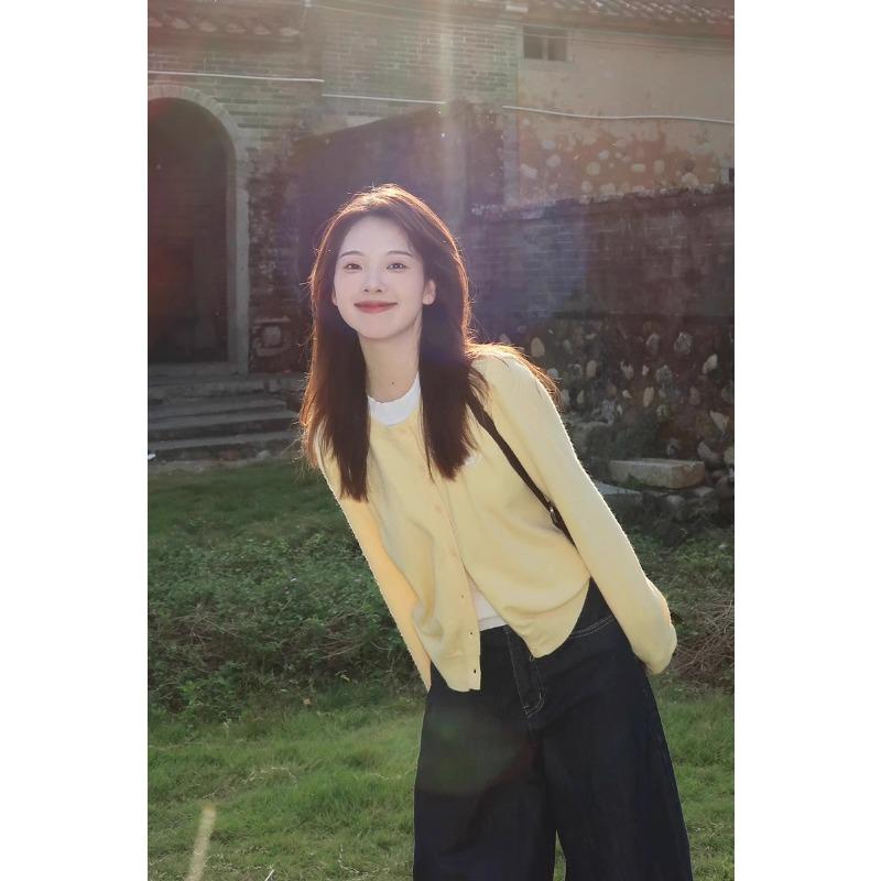 

Soft waxy yellow knitted jacket women s spring and autumn crew neck single-breasted cardigan sweater sweet style fashionable top L жёлтый