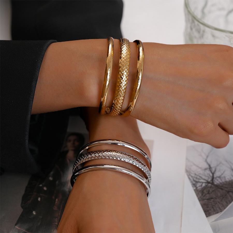 Exaggerated Metal Multi-layer Open Bracelet Ring Sets for Women 2025 Personality Fashion Simple Light Luxury Jewelry Set