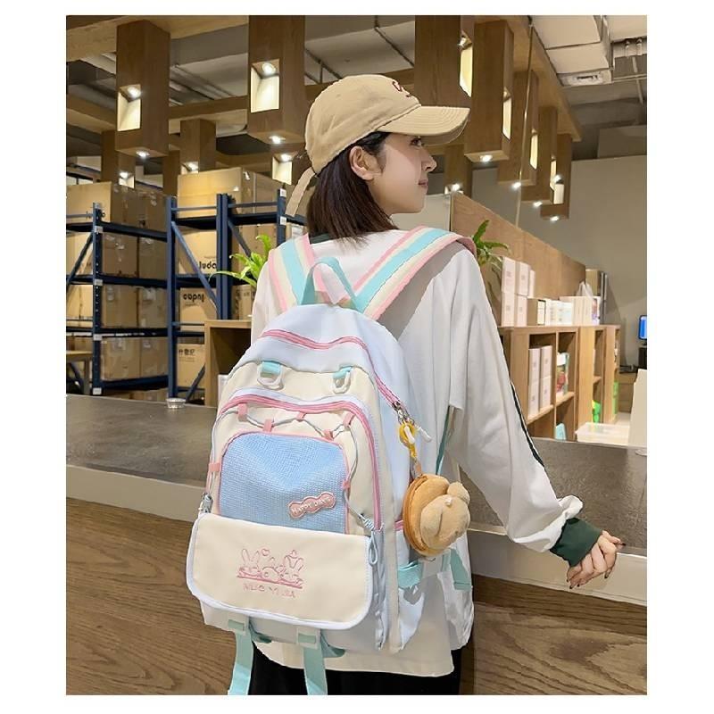 Trendy Lightweight Waterproof Backpack High Capacity Casual Bag For Men And Women