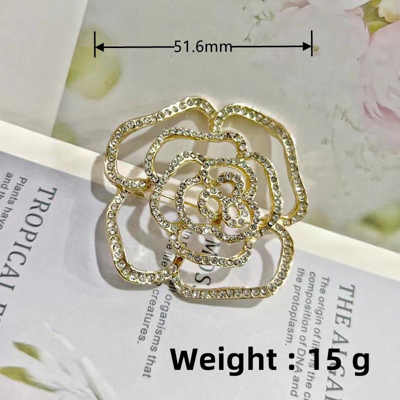 European & American Rhinestone Retro Gypsophila Eight-Pointed Star Brooch for Sweaters & Scarves