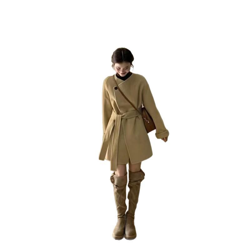 French Wool Dragon Phoenix Short Coat - Petite Loose Fit for Autumn/Winter