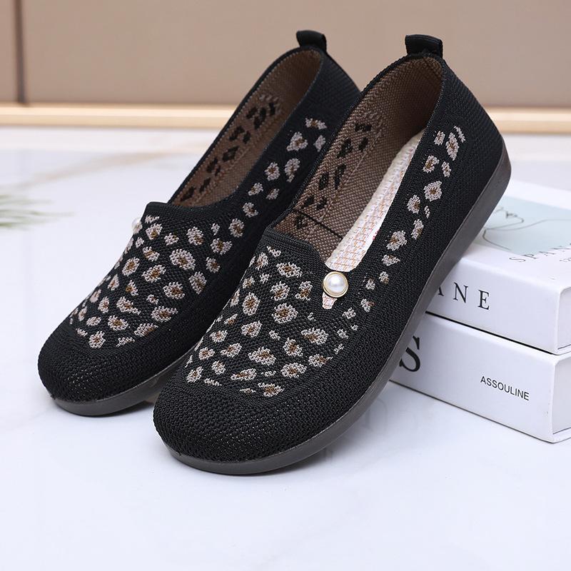 Spring and Summer New Old Beijing Cloth Shoes Women's Flying Woven Breathable Mesh Casual Doudou Shoes One-pedal Flat-soled Leopard Print Single Shoes