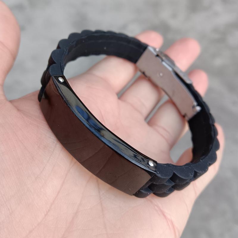 European & American Fashion Men's Silicone & Stainless Steel Engraved Bracelet