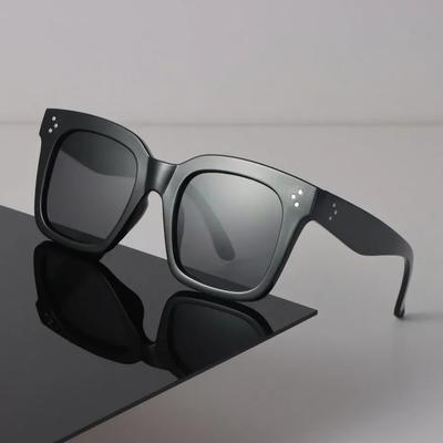 Classic Square Sunglasses Women Men Minimalist Fashion Female Male Retro Casual