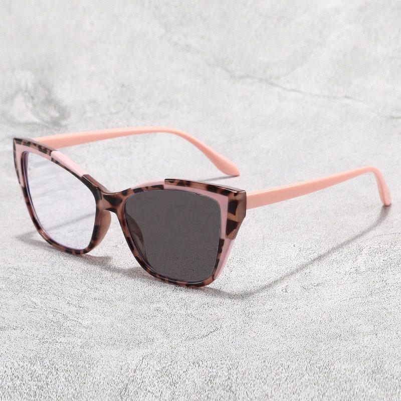 Color Collision Anti Blue Light Photochromic Myopia Glasses for Women's Fashion Cat Eye Oversize Frame Near Sighted Eyeglasses
