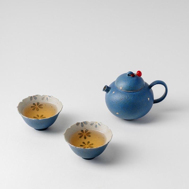 Hand-painted Small Daisy Ceramic Teapot, One Pot and Two Cups of Portable Travel Set, Outdoor Gifts for Girlfriends