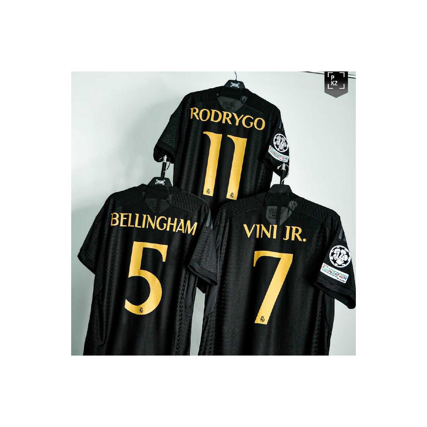 

Реал Мадрид, новый сезон 2023/24, Беллингем - Вини-младший - Родриго выходит в альтернативную комбинацию из трех частей