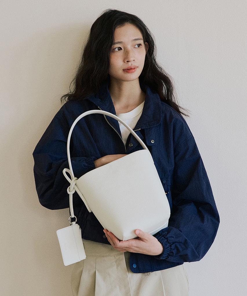 Nutnut Leather Bucket Bag - White