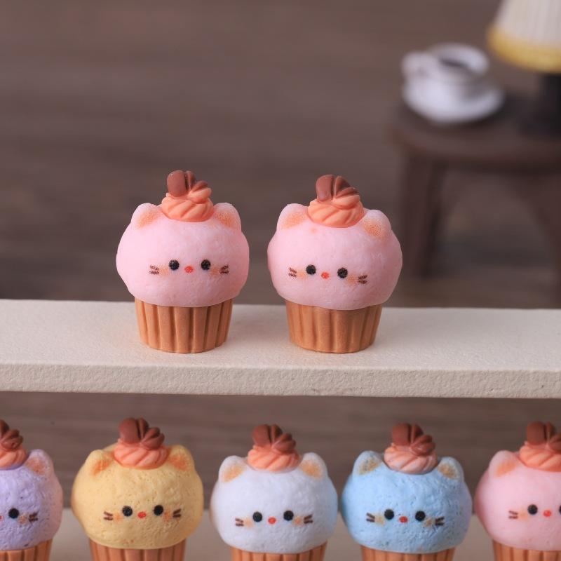 10Pcs Cartoon Animal Dessert Charms Lovely Kitten Ice Cream Cone Resin Pendants For Diy Jewelry Craft Making Accessories