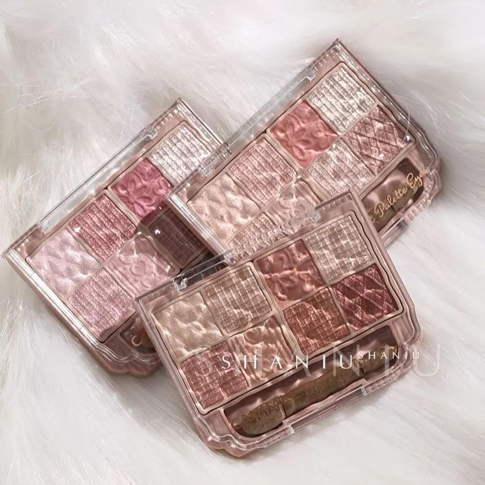 CANMAKE Eyeshadow Ida Hitch 8-Color Palette m02 Romantic Pink Mist