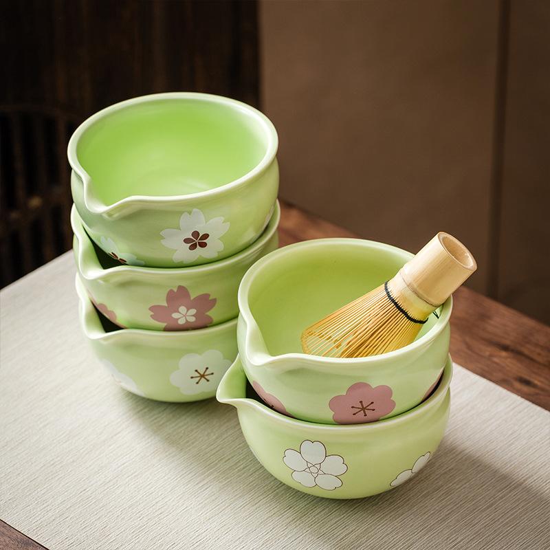 BespritGift Matcha Set 1-2tlg. Japanisches Matcha Tee Set Florale Chawan mit Ausguss Matcha Besen Bambus Pinsel Keramik Tee Geschenkset