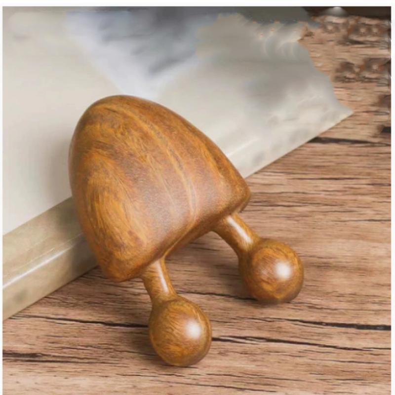 Sandalwood-Scented Facial Massager – Snail Design Face & Nose Roller for Relaxation, Natural Wood Contouring Tool