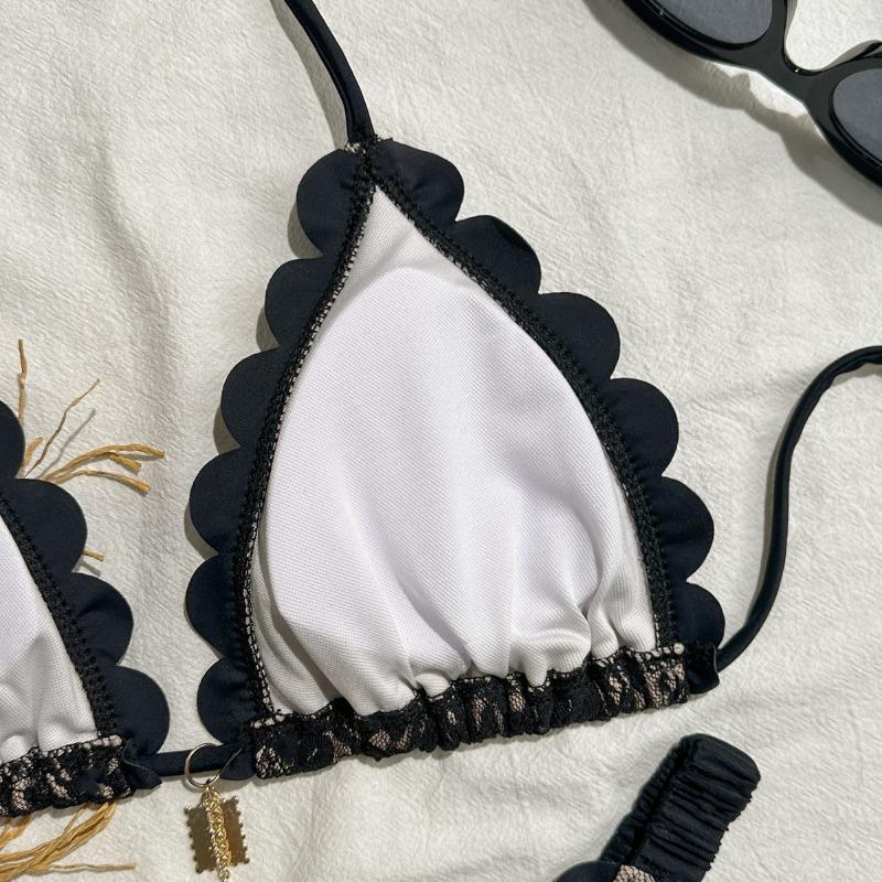 Set Bikini a Triangolo in Pizzo Floreale Nero con Bordi a Festone Costume da Bagno Due Pezzi con Ciondolo