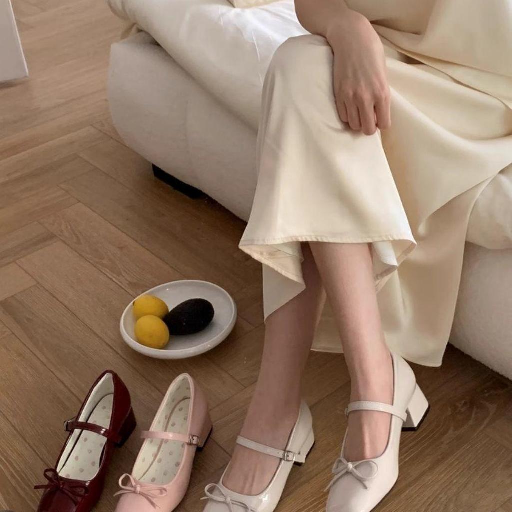 2025 Nové francouzské Mary Jane s nízkým výkrojem a mašlí, kožené podpatky - Elegantní jarní styl