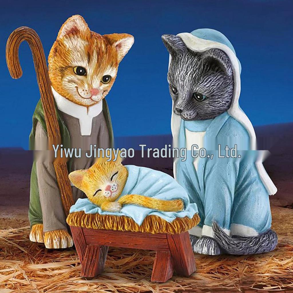 Festive Royal Kitten Family Resin Sculpture – Creative Christmas Ornament