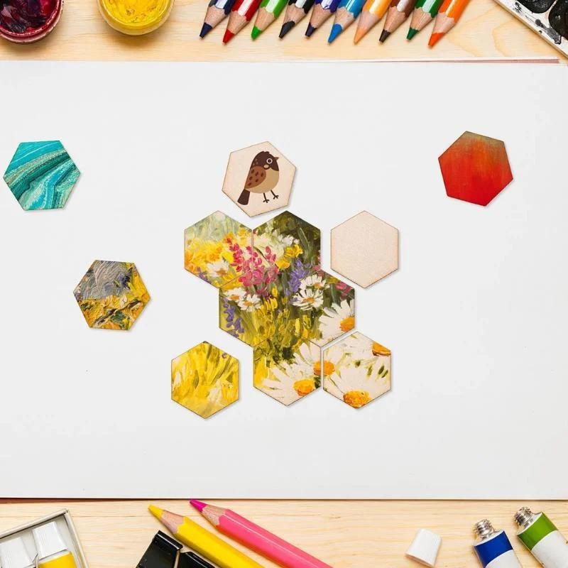 50/100 Stück Sechseck Rohholzchips Unfertige Holzplatte Dekorative Kunsthandwerke DIY Herstellung Hochzeitsetiketten Weihnachten Rohlinge Geschenke