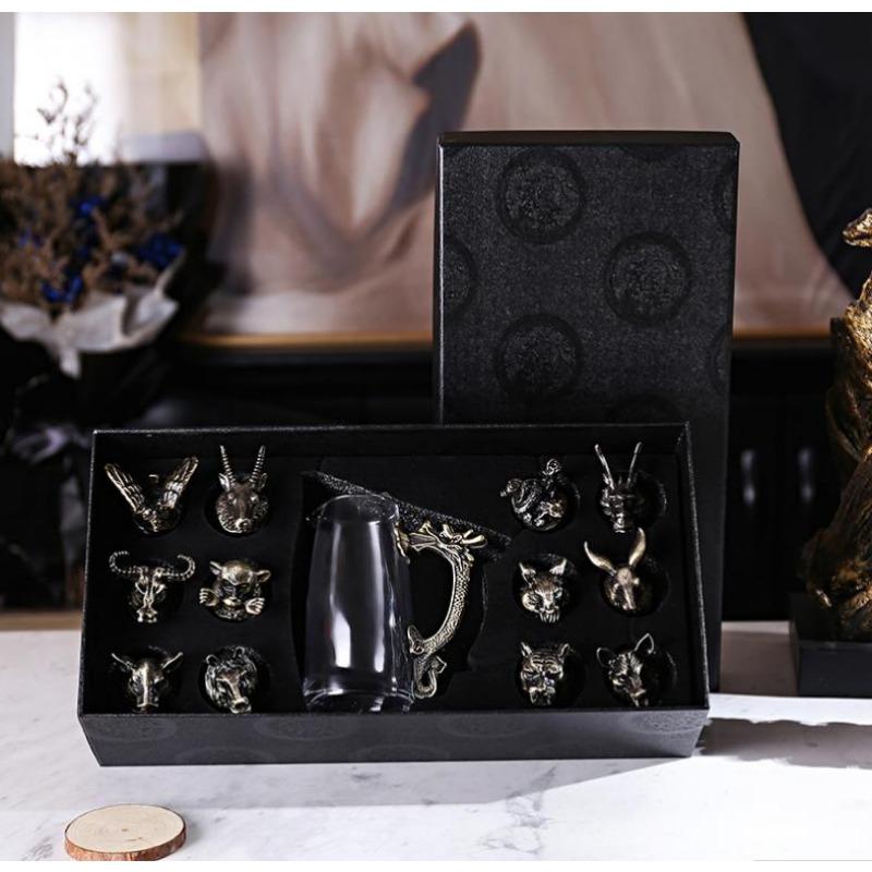 Tolv Zodiakus Likör Vinglas Set Hushåll Små Vinglas Pluntor Kinesisk Imitation Europeiska Dryckesvaror Utsökt Gåva