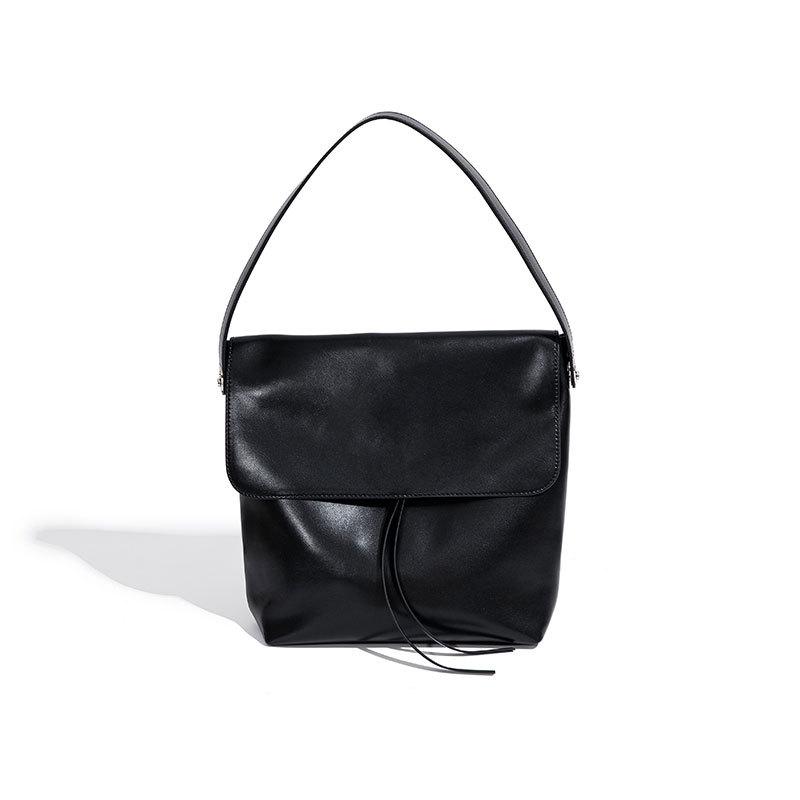 Small Retro Leather Shoulder Bag with Large Capacity Artistic Tote Bag, Minimalist Style, Versatile for Commuting, Crossbody Women's Bag