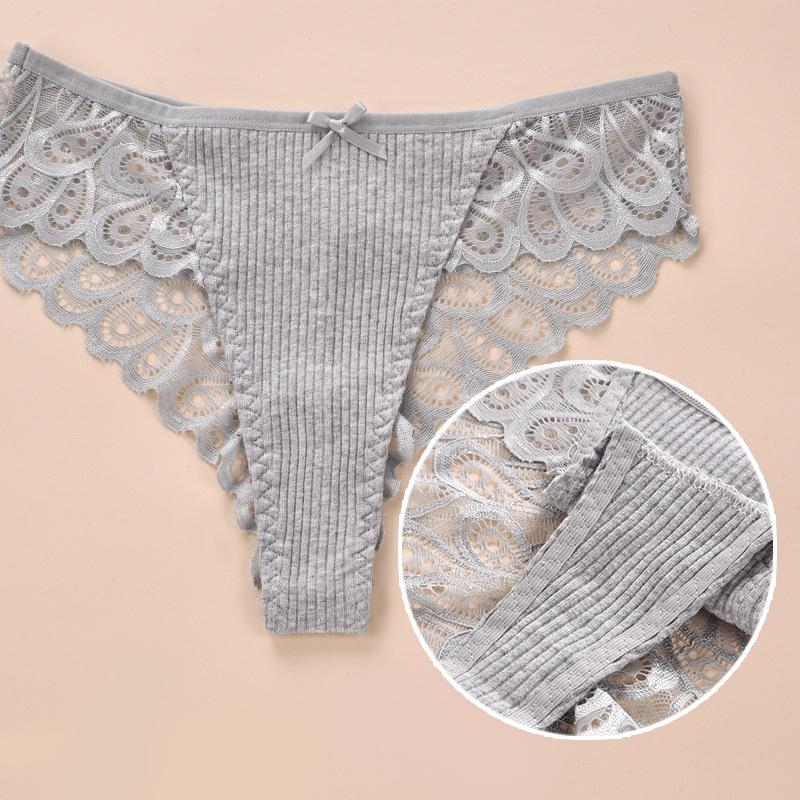 Women's Plus Size Seamless Mid-Rise Thong with Lace Trim, Breathable Pure Cotton Crotch