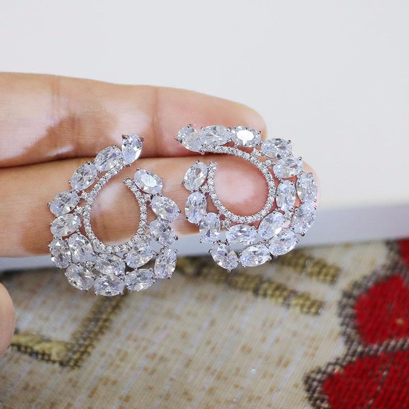 ZAKOL Fashion Shiny Clear Cubic Zirconia Circle Stud Earrings Luxury Sliver Color Bridal Earring Party Accessories