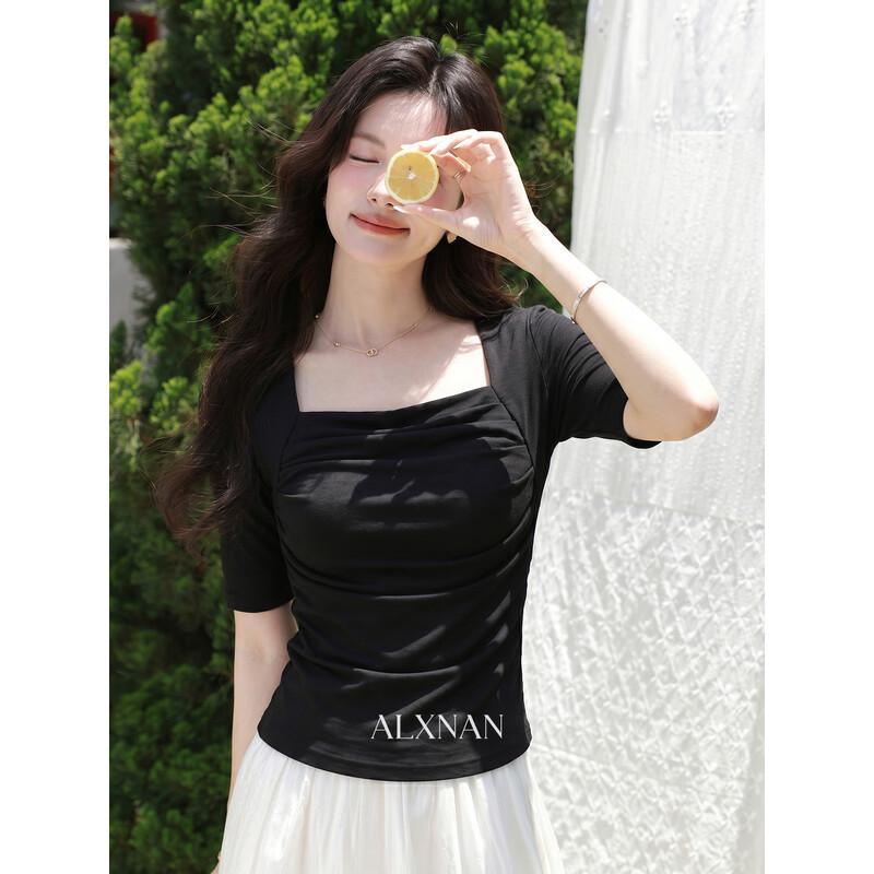 Women s Pleated Square Neck Short Sleeve T-shirt M