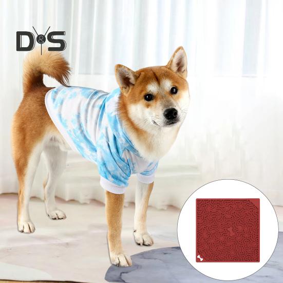 Dog Slow Feeder Mat Silicone Licking Pad with Suction Cup Pet Food Treat Puzzle Mat Slow Feeding Mat for Dogs And Cats