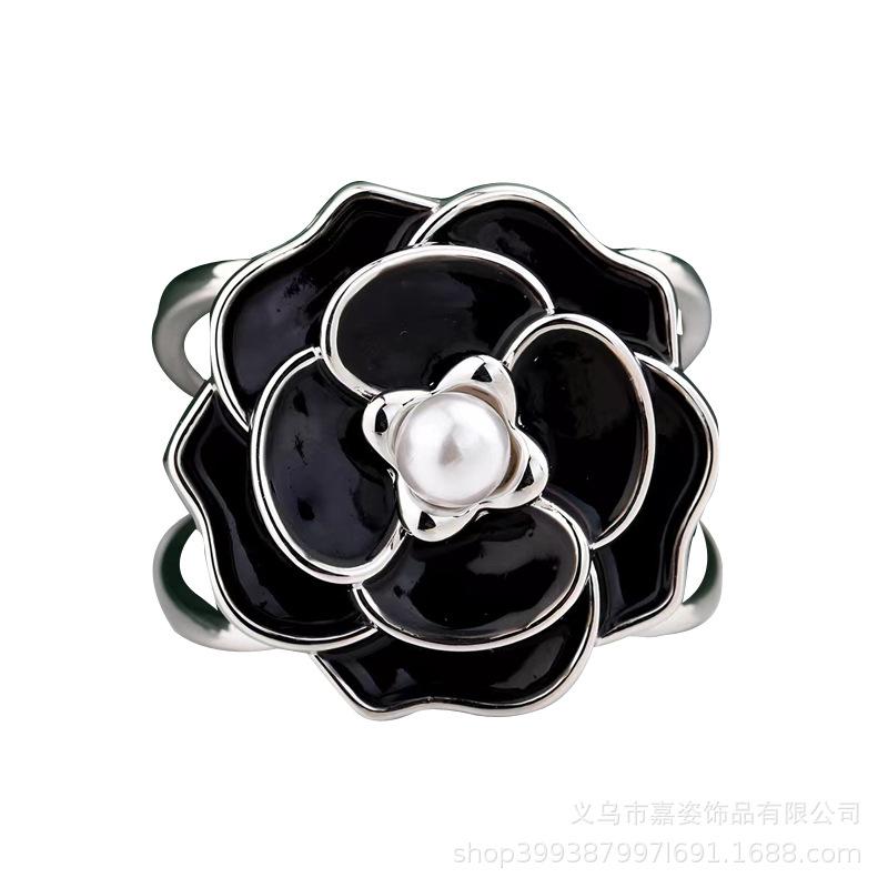 Elegant Bow Tie Silk Scarf and Coat Belt Buckle for Women - High-End Versatile Knot for Autumn and Winter