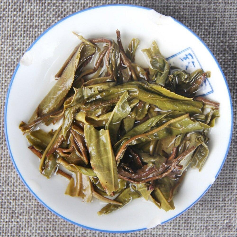 Yunnan Xigui Mountain Cha Puer Traditional Handmade Sheng Puerh Tea 357g Cake 2015