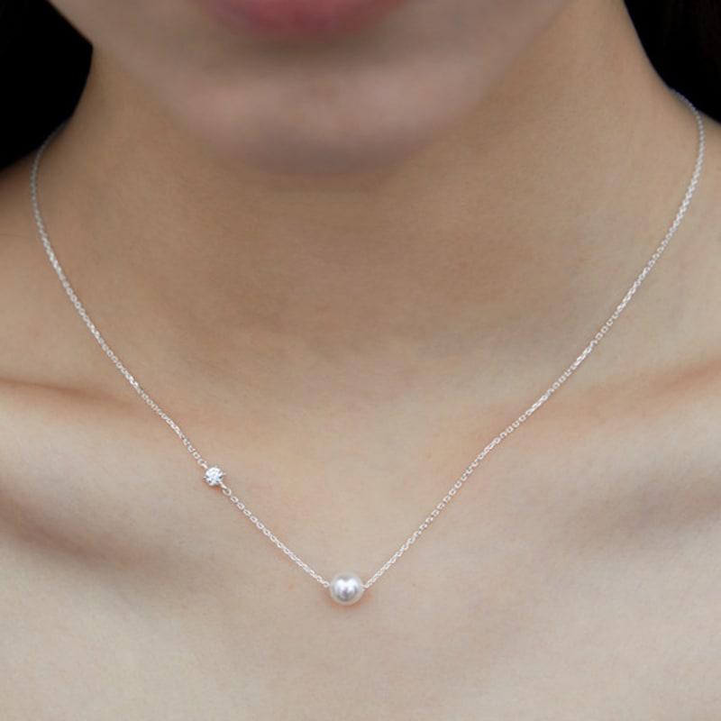 byweekend July necklace