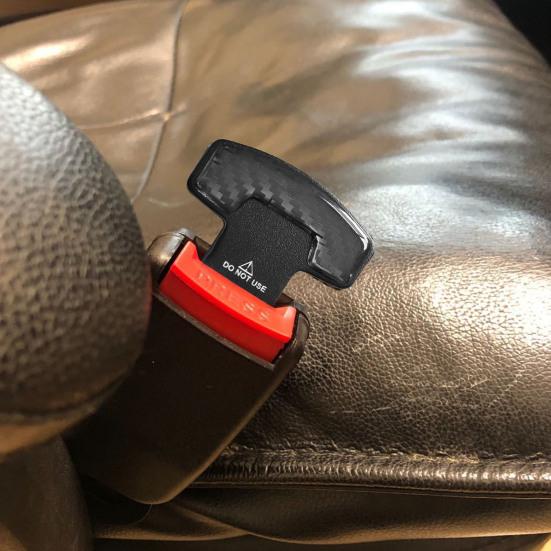 4 Pcs Automotive Belt Insert Slot Pad Latch Wear-Resistant Car Safety Belt Slot Buckle Replacement for All Models