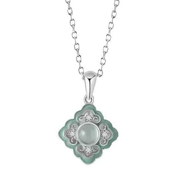 

Ожерелье в старинном стиле для женщин с легкой роскошной нишевой новой китайской подвеской в виде четырехлистного клевера, простая универсальная высококачественная цепочка для ключицы