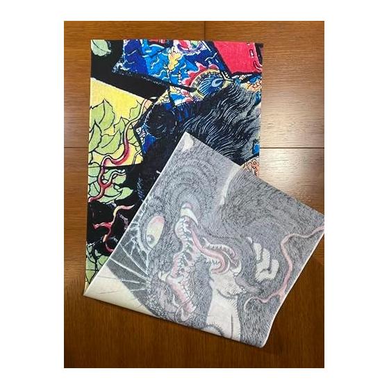 Kuniyoshi Utagawa's "Chisako-be no Sugaru Capturing the Thunder at Toyora Village" Tenugui - Large Size (Approx. 90cm x 35cm) - Japanese Tenugui -